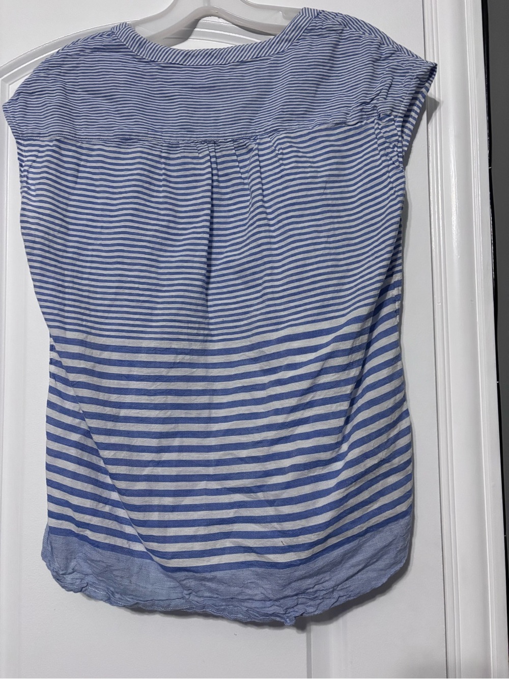 Tommy Hilfiger 100% Cotton Blue & White Striped V-Neck Top Size XS - Picture 7 of 10
